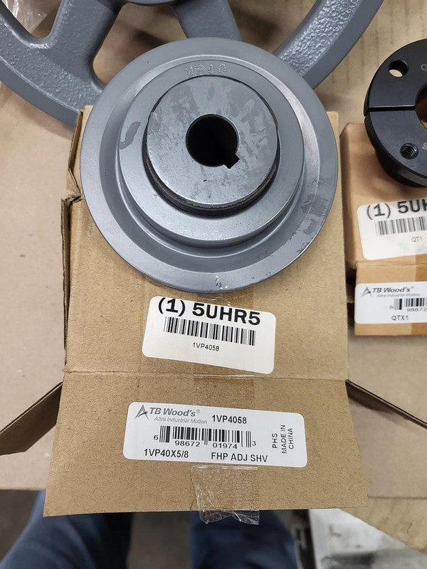 Dayton motor P56AF92A11 / 1.5 HP *NEW IN BOX* ADJ 1VP4058 / QTX1/2 SG BUSHING gallery
