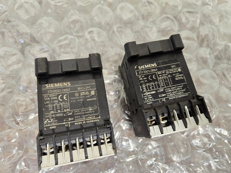 2x Siemens Schütz 3AC/4kW/400V 3TF2001-0BB4 gallery