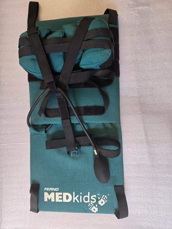 Ferno Washington 676 - Backboard Baby MEDKIDS - New. Display piece