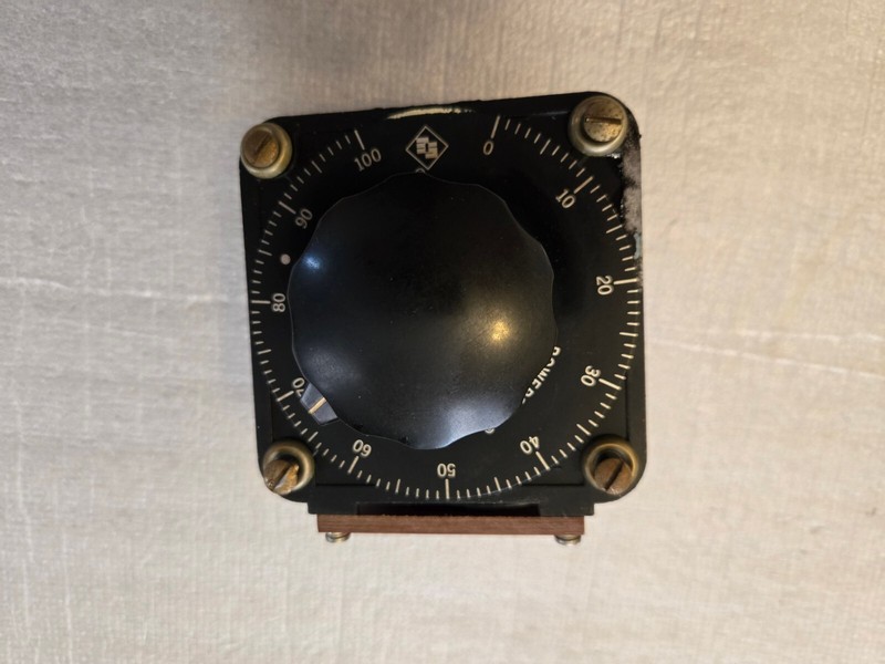 Superior Electric 216-1015 Powerstat Variable Transformer