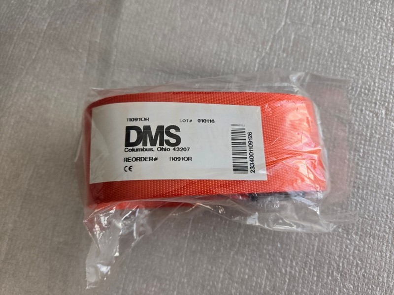 LOT of 4 - 2x DMS Strap Orange 5' H 51652 + 1x 11152 MA (5')+ 1x 11091 OR (9') gallery