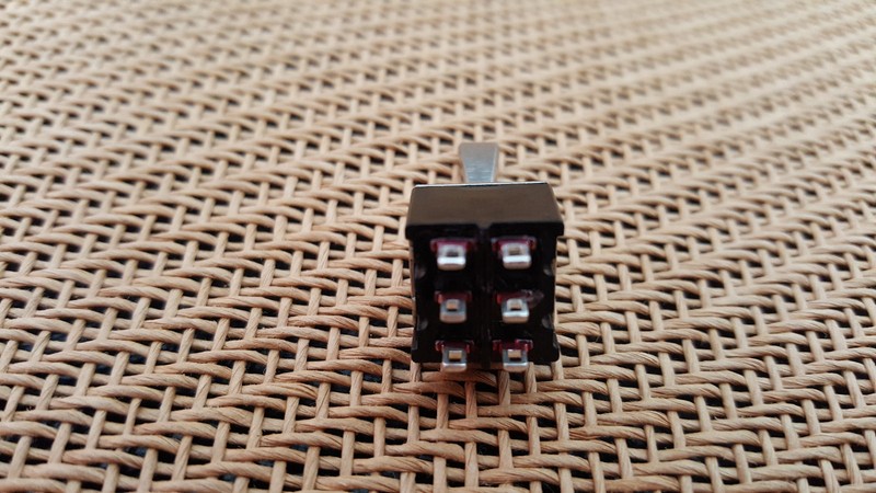 10pcs DPDT ON--ON Flat Shaft Car Toggle Switch for 3v 4.5v 6v 9v 12v 110v 250v gallery
