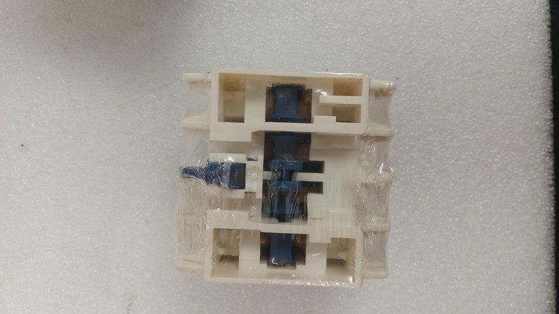 Telemecanique LADN40 Contact Block GHA-157-C3 gallery