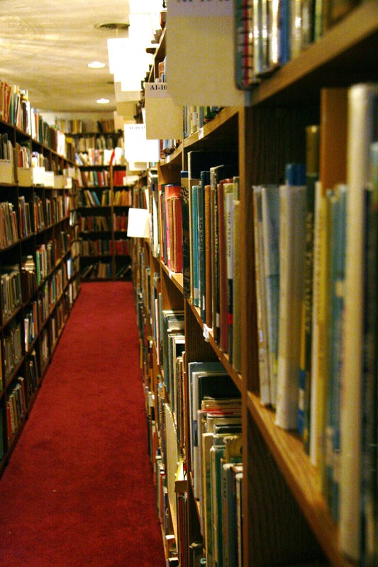 Successful AMAZON Business 100,000+ (80,000+ Cataloged) Books! gallery
